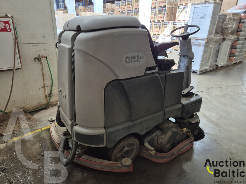 Nilfisk SC6500 - 道路清扫机:图4 Nilfisk SC6500 - 道路清扫机:图4