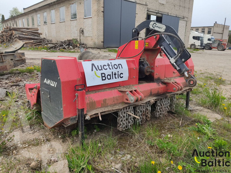 Prinoth RFL 700-2300U - 碎木机:图2 Prinoth RFL 700-2300U - 碎木机:图2