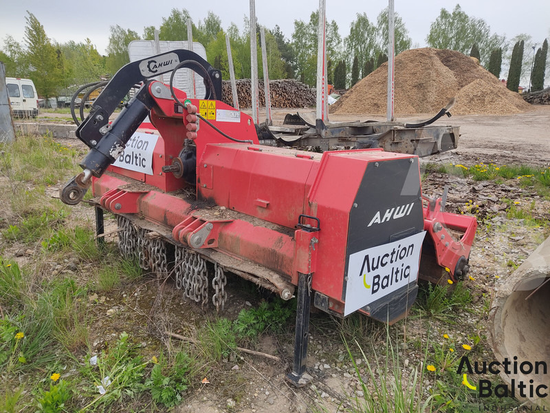 Prinoth RFL 700-2300U - 碎木机:图1 Prinoth RFL 700-2300U - 碎木机:图1