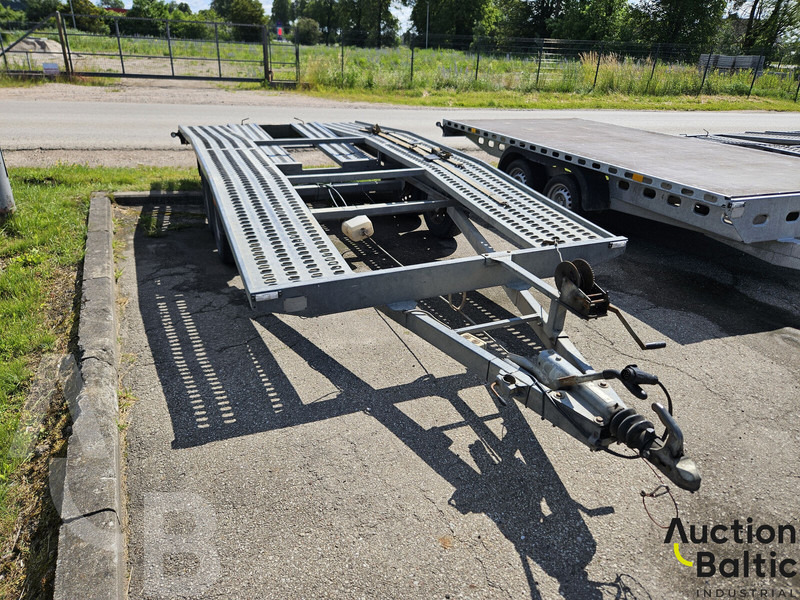 Rydwan EURO B2600 - 侧帘半拖车:图2 Rydwan EURO B2600 - 侧帘半拖车:图2
