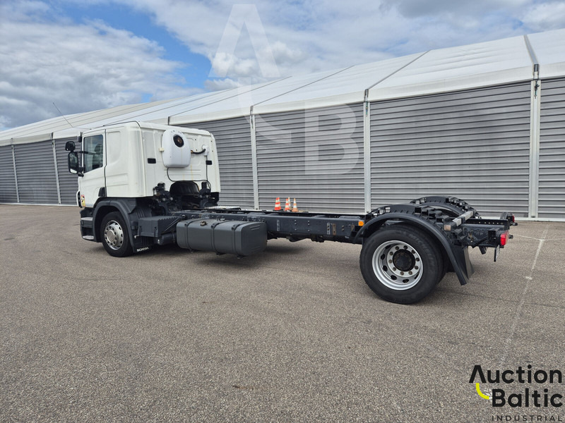 Scania P 450 - 驾驶室底盘卡车:图4 Scania P 450 - 驾驶室底盘卡车:图4