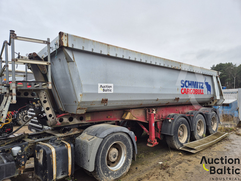 Schmitz Cargobull SKI 24 - 侧帘半拖车:图1 Schmitz Cargobull SKI 24 - 侧帘半拖车:图1
