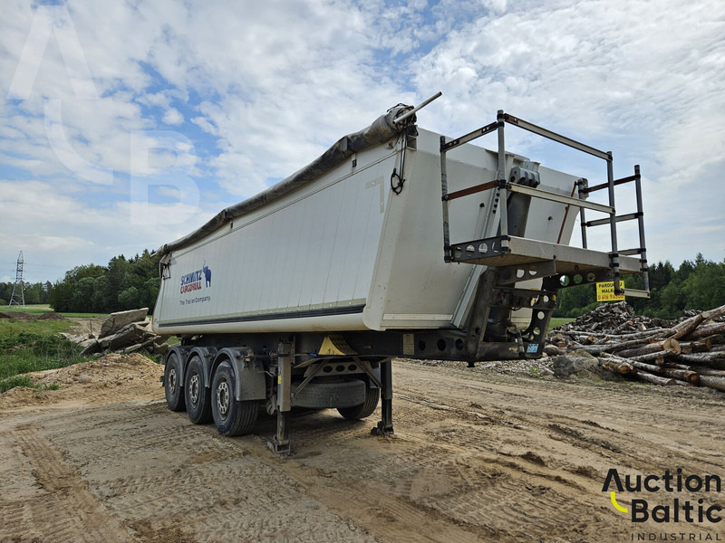 Schmitz-Gotha SKI 24-7.2 - 侧帘半拖车:图1 Schmitz-Gotha SKI 24-7.2 - 侧帘半拖车:图1