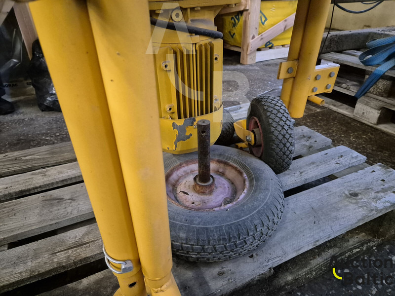 SoRoTo 300L-30 - 混凝土搅拌机:图5 SoRoTo 300L-30 - 混凝土搅拌机:图5