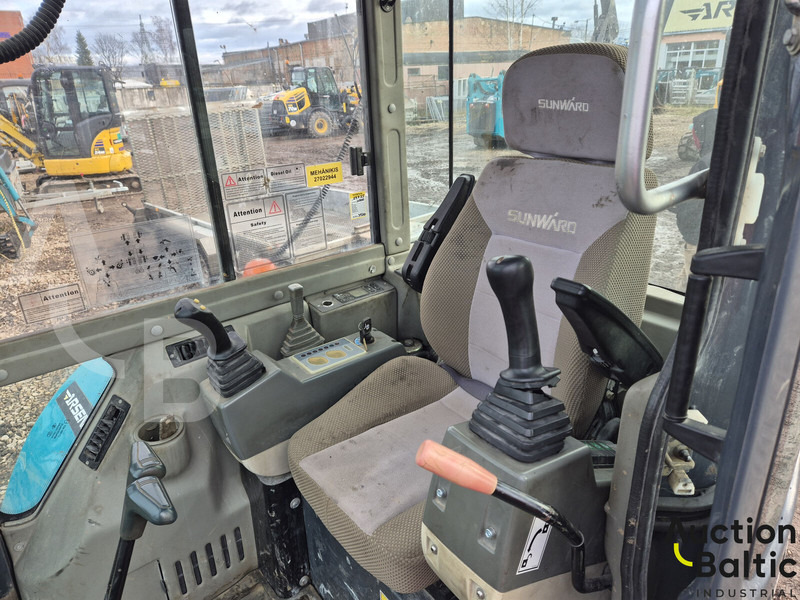 Sunward SWE40UB - 小型挖掘机:图5 Sunward SWE40UB - 小型挖掘机:图5