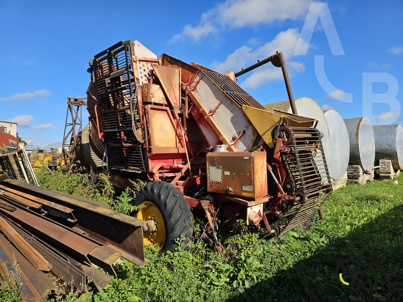 TIM Sugar beet harvester - 联合收割机:图1 TIM Sugar beet harvester - 联合收割机:图1