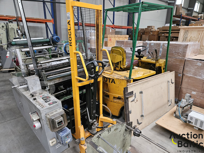 Toyota 12 units of devices - 叉车:图1 Toyota 12 units of devices - 叉车:图1