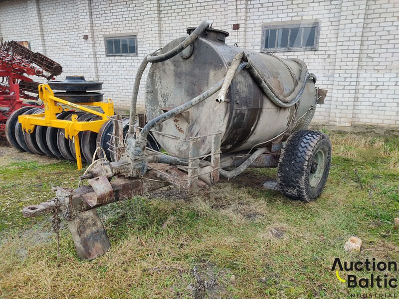 Trailer - tank - 翻斗拖车:图1 Trailer - tank - 翻斗拖车:图1