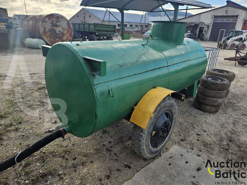 Trailer with tank - 液罐拖车:图3 Trailer with tank - 液罐拖车:图3