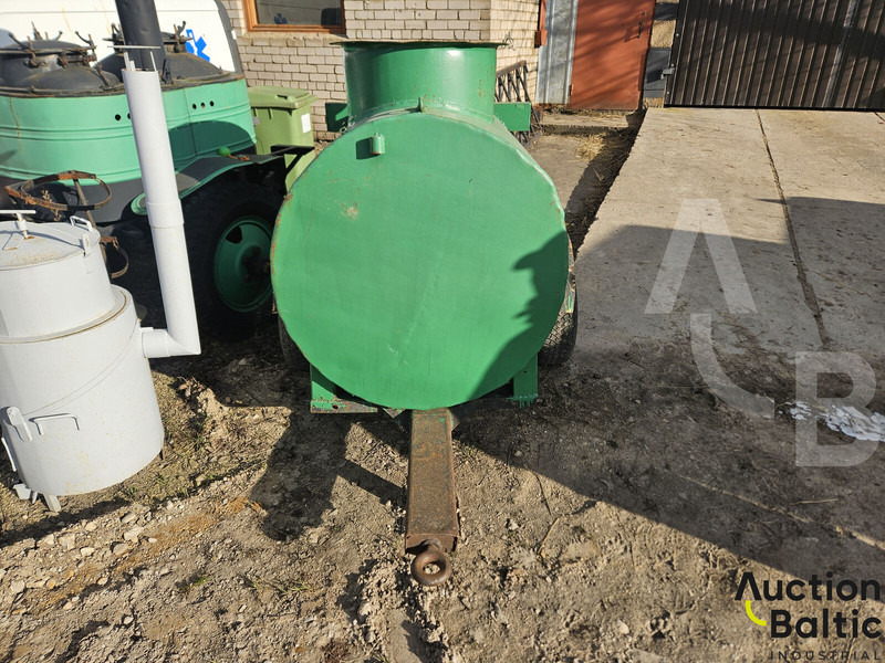 Trailer with tank - 液罐拖车:图4 Trailer with tank - 液罐拖车:图4