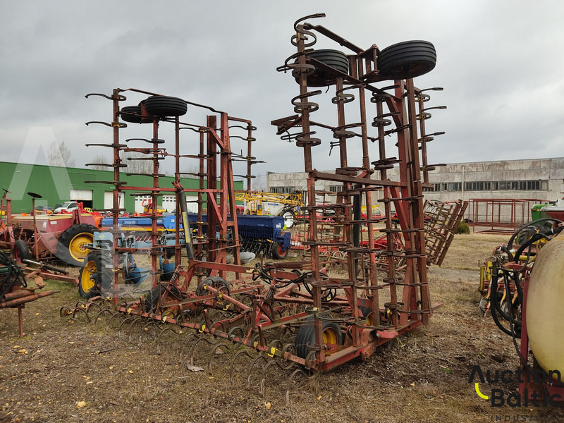 Vaderstad Boggiharv - 耕耘机:图3 Vaderstad Boggiharv - 耕耘机:图3