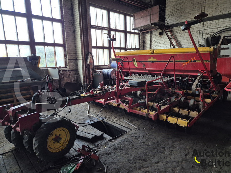 Vaderstad Rapid400C - 播种设备:图2 Vaderstad Rapid400C - 播种设备:图2