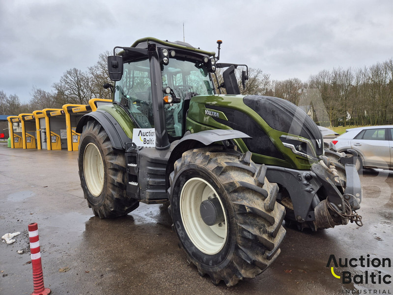 Valtra T235 - 拖拉机:图2 Valtra T235 - 拖拉机:图2