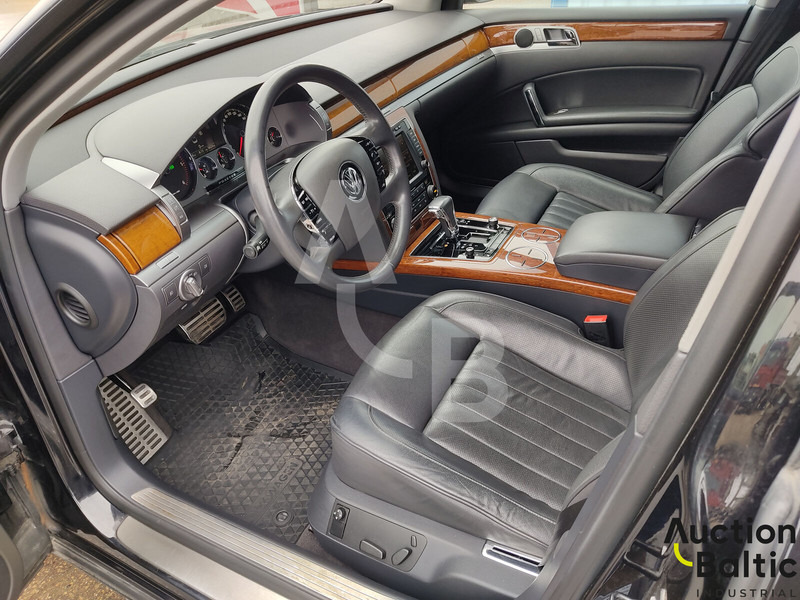 Volkswagen Phaeton - 汽车:图5 Volkswagen Phaeton - 汽车:图5