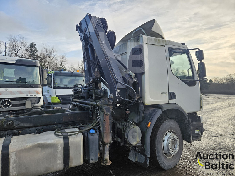 Volvo FE320 - 吊钩升降车, 起重车:图3 Volvo FE320 - 吊钩升降车, 起重车:图3