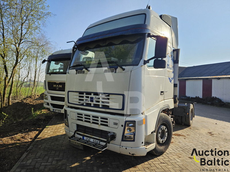 Volvo FH440 - 牵引车:图1 Volvo FH440 - 牵引车:图1