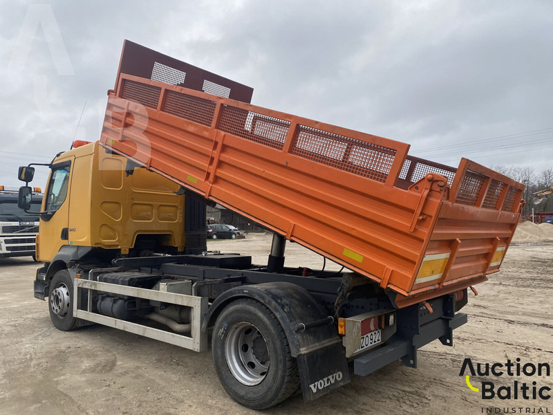 Volvo FL 240 4x2 - 翻斗车:图4 Volvo FL 240 4x2 - 翻斗车:图4