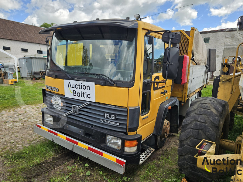Volvo FL612 - 栏板式/ 平板卡车:图1 Volvo FL612 - 栏板式/ 平板卡车:图1