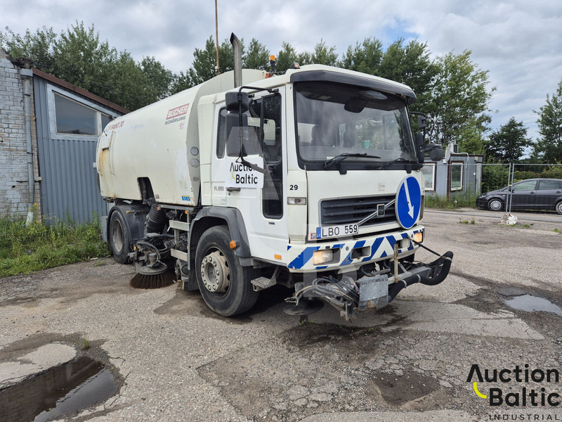 Volvo FL618 - 道路清扫机:图1 Volvo FL618 - 道路清扫机:图1