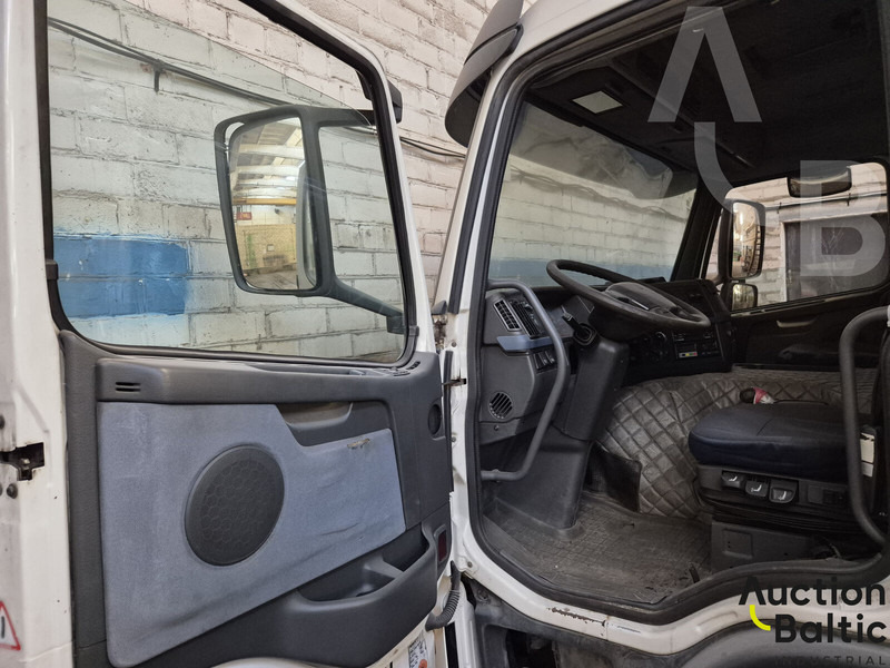 Volvo FM380 - 栏板式/ 平板卡车:图5 Volvo FM380 - 栏板式/ 平板卡车:图5