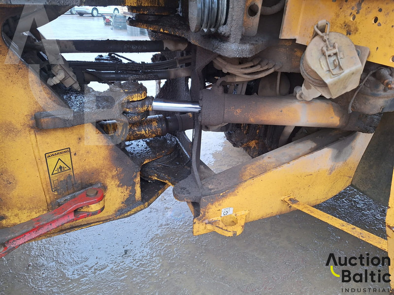 轮式装载机 Volvo L 180 E：图13