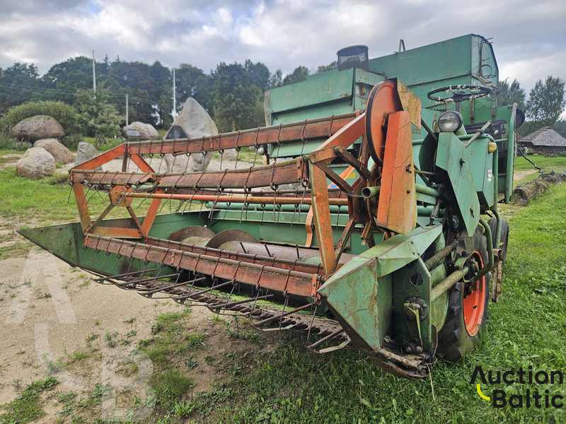 Westerasmaskiner AB AKTIV 800 - 联合收割机:图3 Westerasmaskiner AB AKTIV 800 - 联合收割机:图3