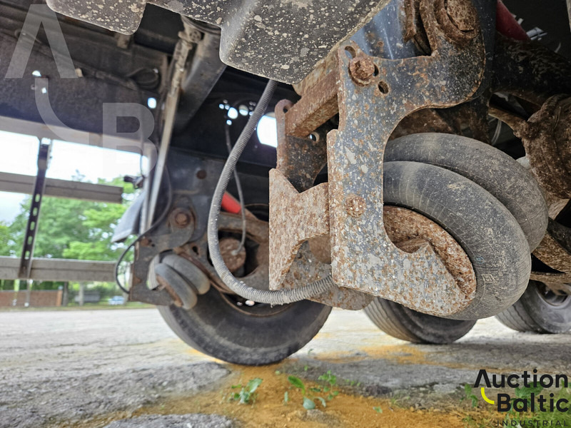 Wielton NW-3 - 侧帘半拖车:图5 Wielton NW-3 - 侧帘半拖车:图5