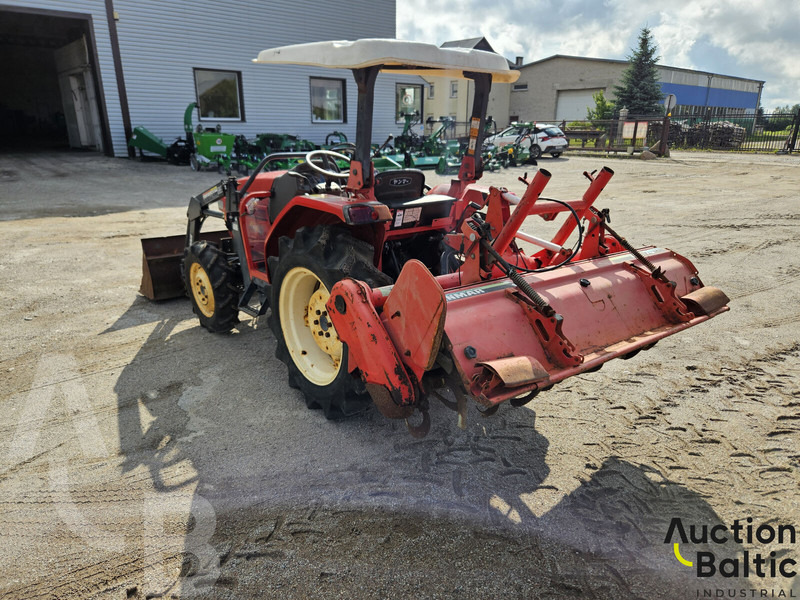 Yanmar AF 328 - 拖拉机:图4 Yanmar AF 328 - 拖拉机:图4