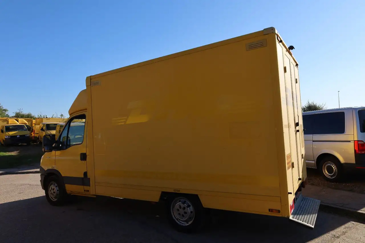 Iveco Daily/ Regalsystem/Luftfeder/KURZ/1. Hand - 厢式货车:图4 Iveco Daily/ Regalsystem/Luftfeder/KURZ/1. Hand - 厢式货车:图4