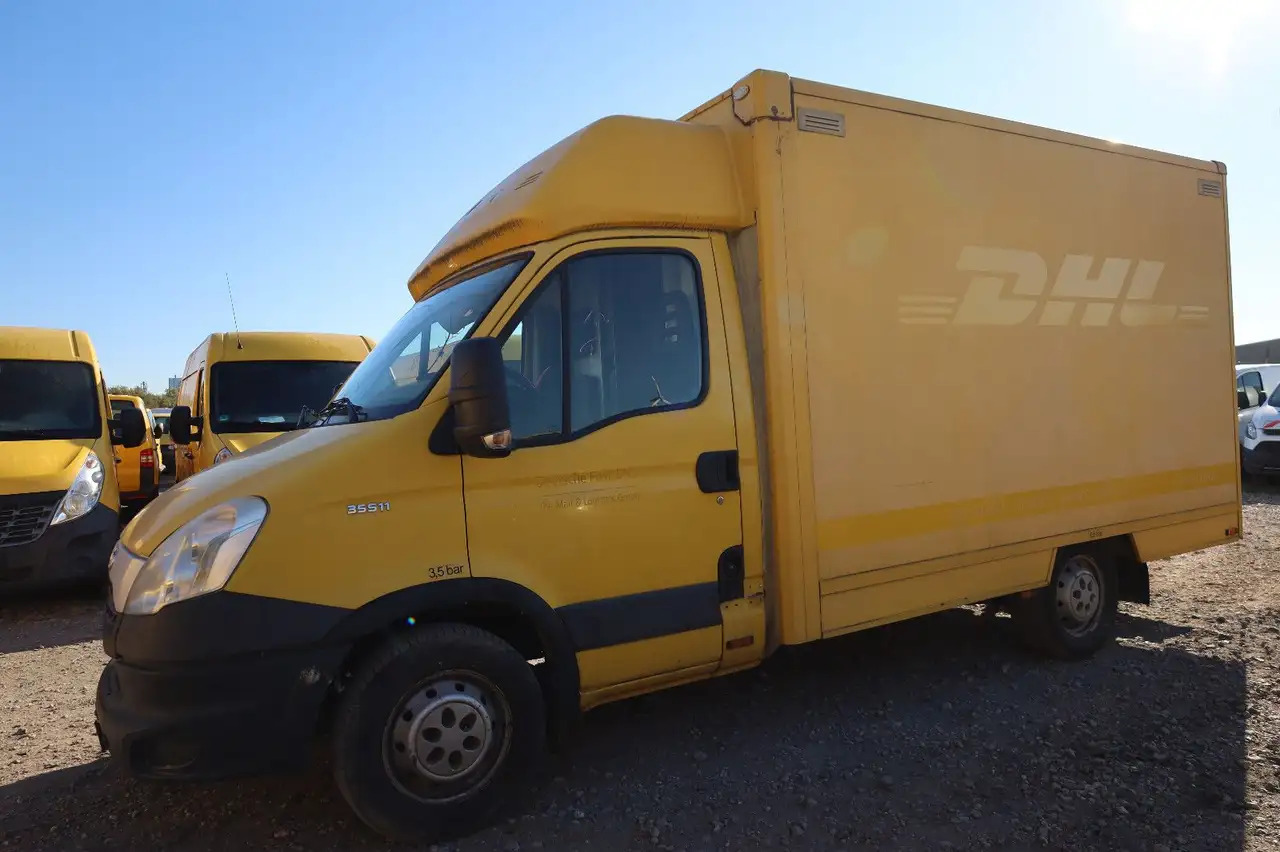 Iveco Daily/ Regalsystem/Luftfeder/KURZ/1. Hand - 厢式货车:图2 Iveco Daily/ Regalsystem/Luftfeder/KURZ/1. Hand - 厢式货车:图2