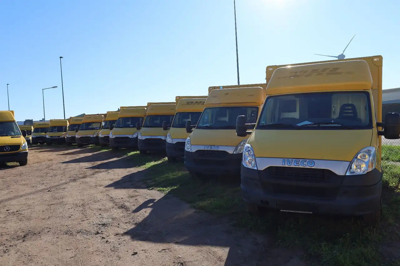 Iveco Daily/ Regalsystem/Luftfeder/KURZ/1. Hand - 厢式货车:图1 Iveco Daily/ Regalsystem/Luftfeder/KURZ/1. Hand - 厢式货车:图1