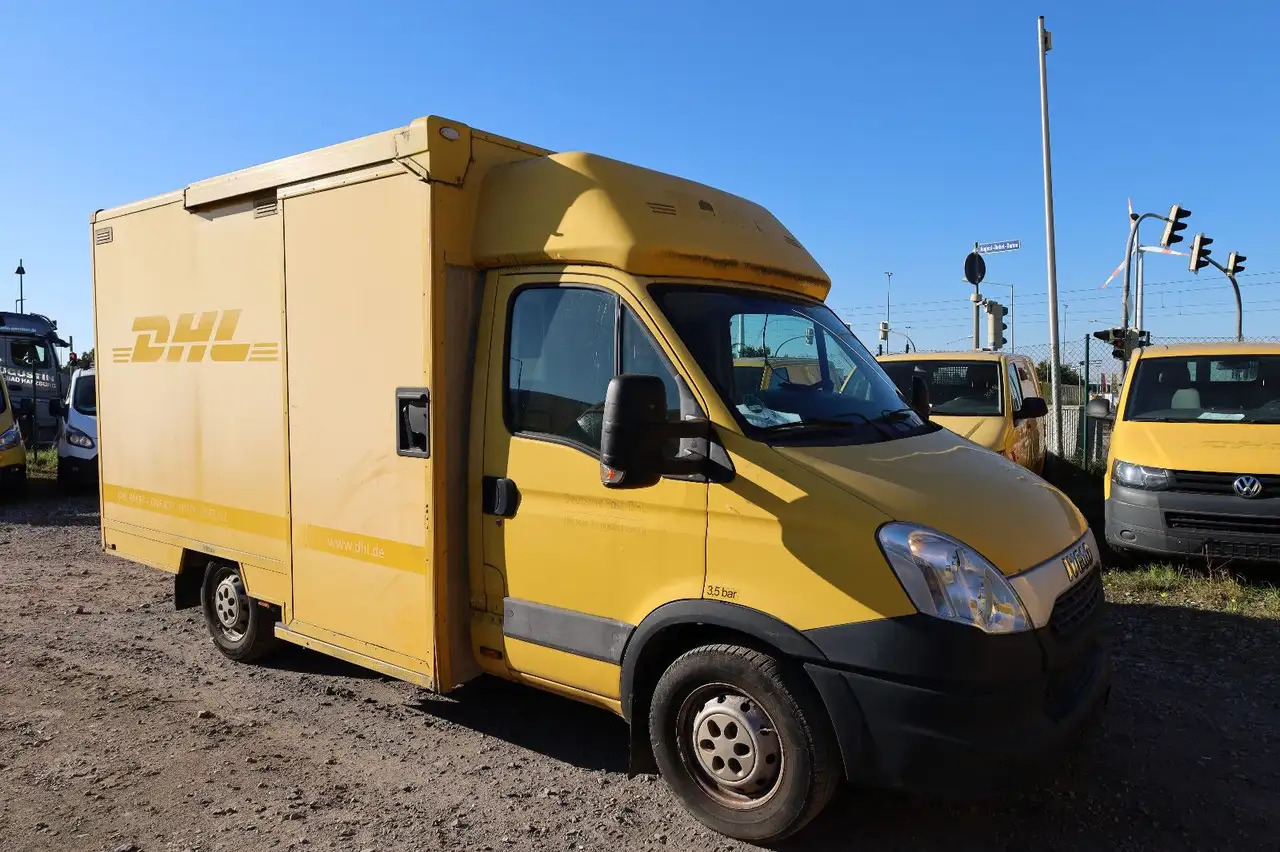 Iveco Daily/ Regalsystem/Luftfeder/KURZ/1. Hand - 厢式货车:图1 Iveco Daily/ Regalsystem/Luftfeder/KURZ/1. Hand - 厢式货车:图1