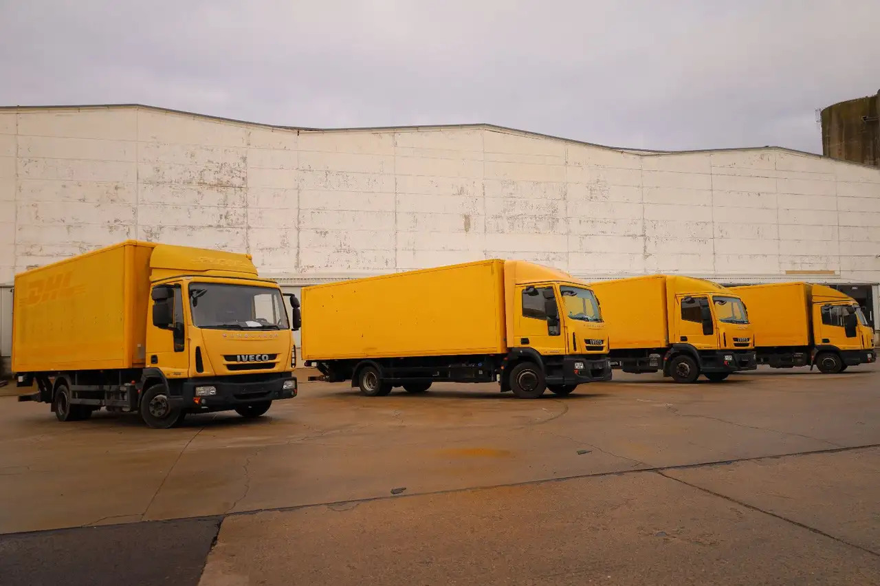 Iveco IG80EL2BA/1. Hand/Koffer - 厢式卡车:图1 Iveco IG80EL2BA/1. Hand/Koffer - 厢式卡车:图1