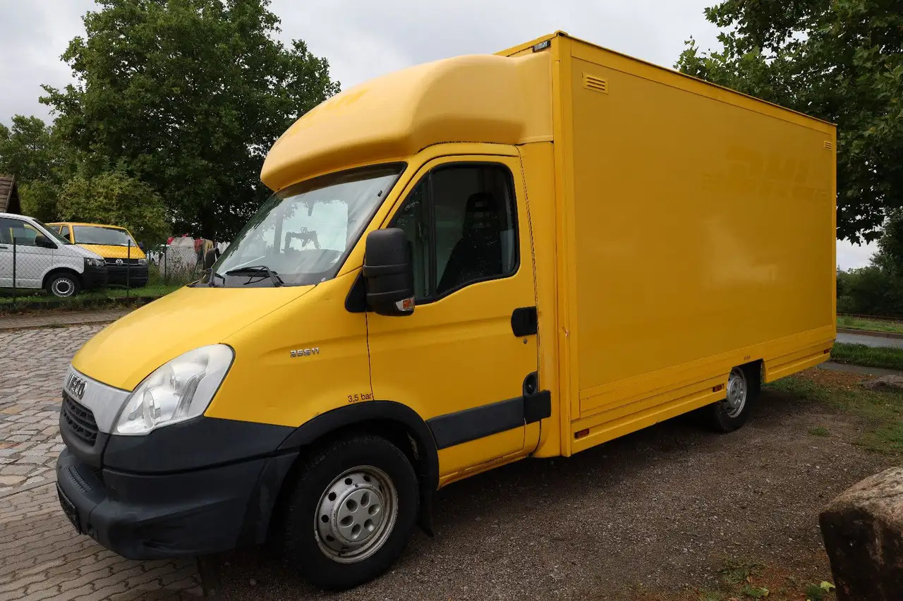 Iveco IS35SI2AA Daily/ Regalsystem/Luftfeder/1. Hand/ - 厢式货车:图1 Iveco IS35SI2AA Daily/ Regalsystem/Luftfeder/1. Hand/ - 厢式货车:图1