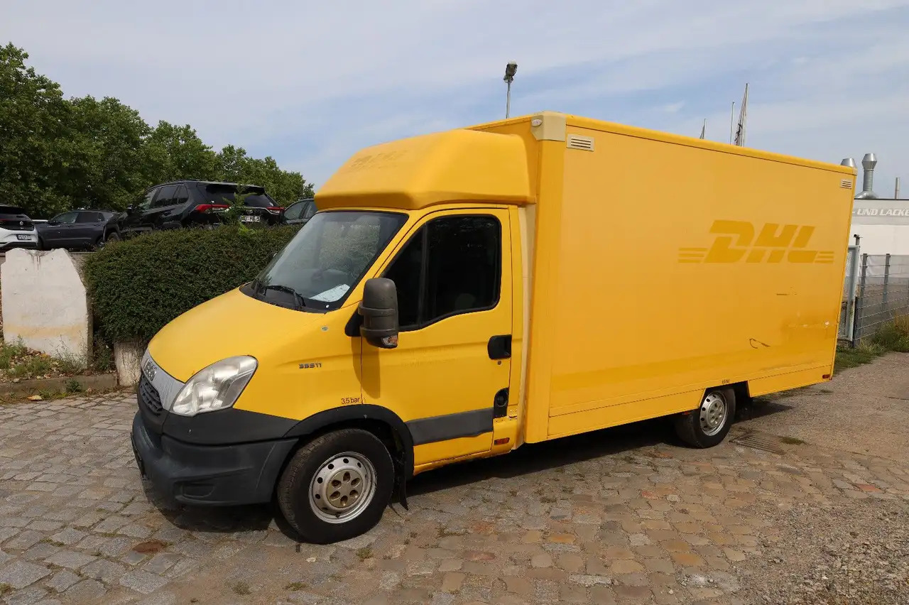 Iveco IS35SI2AA Daily/ Regalsystem/Luftfeder/1. Hand/ - 厢式货车:图1 Iveco IS35SI2AA Daily/ Regalsystem/Luftfeder/1. Hand/ - 厢式货车:图1