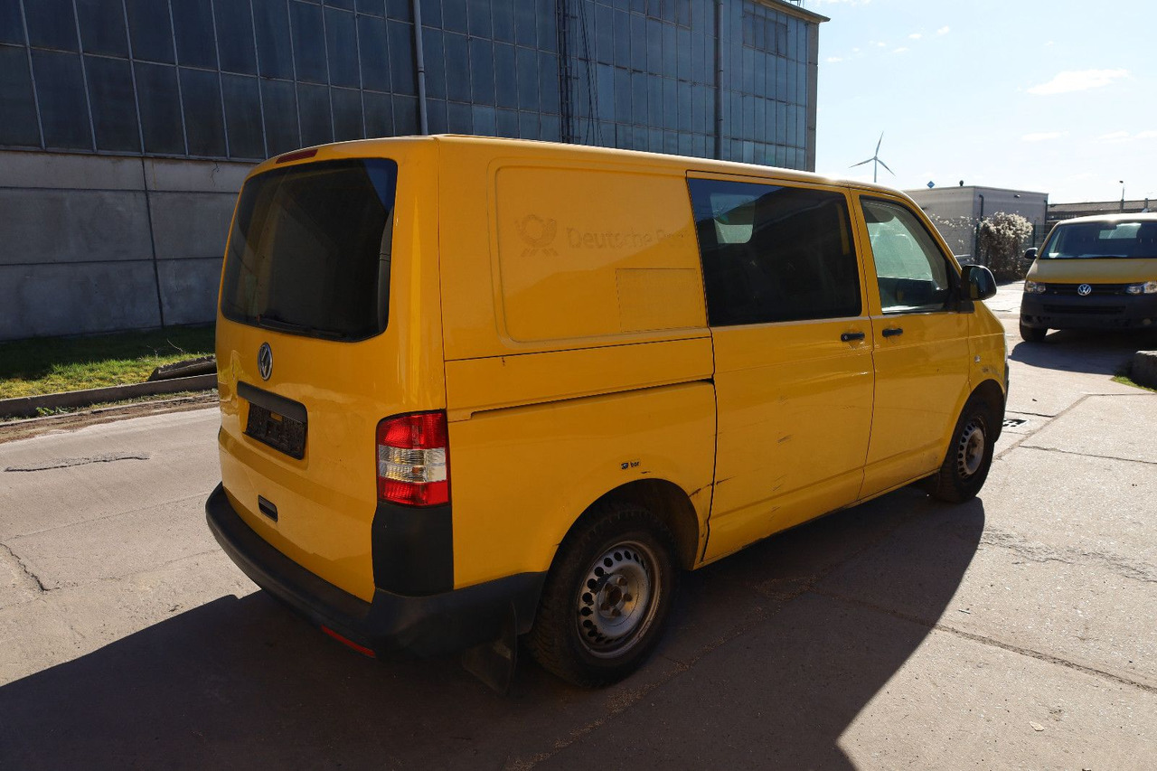 Volkswagen T5 Transporter/2.0 TDI/EU5/1.Hand/Motorschaden - 紧凑型面包车:图3 Volkswagen T5 Transporter/2.0 TDI/EU5/1.Hand/Motorschaden - 紧凑型面包车:图3