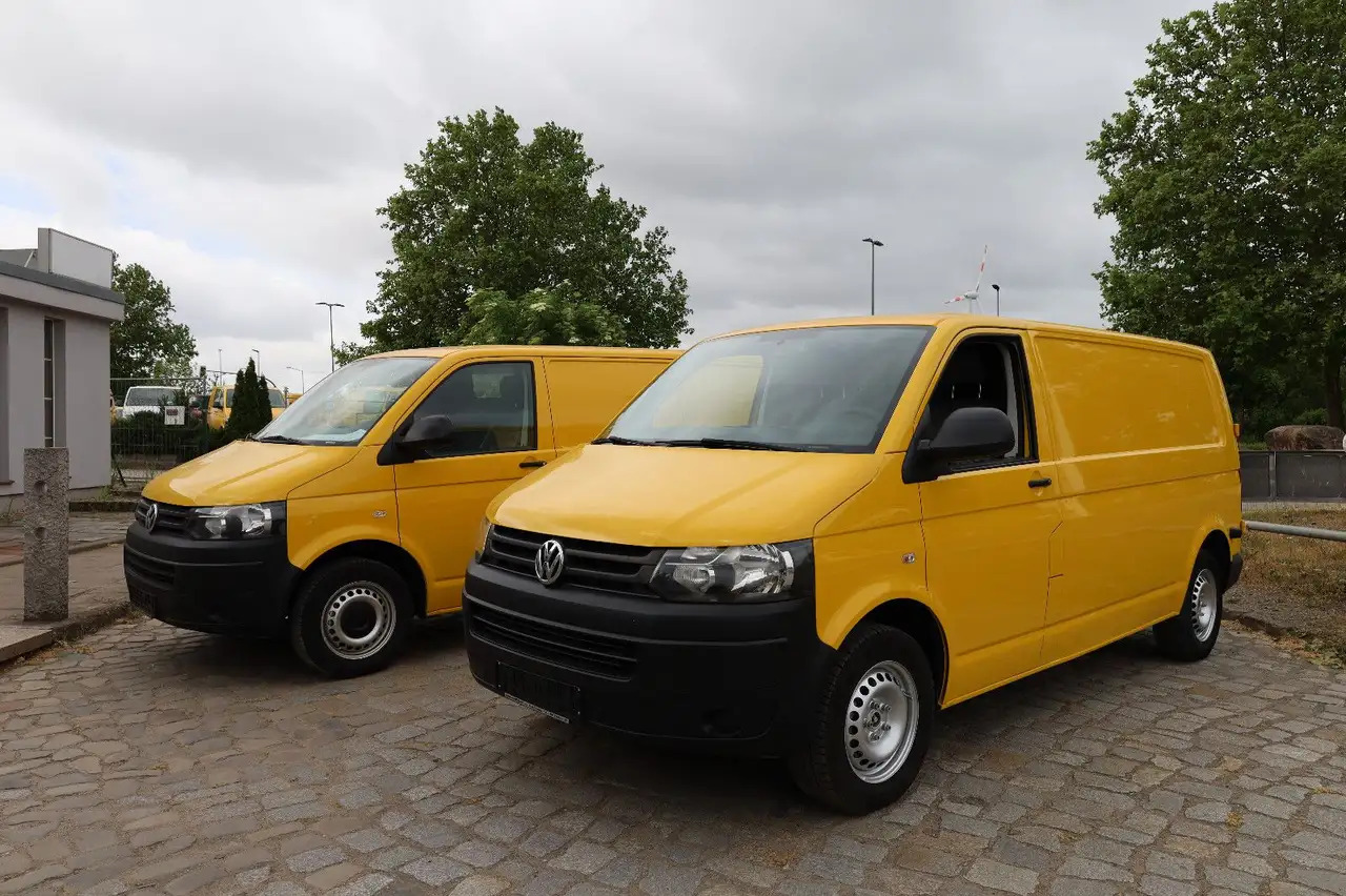 Volkswagen T5 lang Transporter Kasten-Kombi 2.0 TDI/EU5 - 无侧窗厢式货车:图1 Volkswagen T5 lang Transporter Kasten-Kombi 2.0 TDI/EU5 - 无侧窗厢式货车:图1