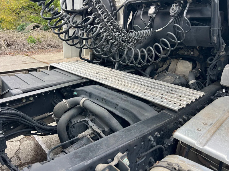 MAN TGX 18.500 Retarder*full Spoiler set*TGX18.500* - 牵引车:图4 MAN TGX 18.500 Retarder*full Spoiler set*TGX18.500* - 牵引车:图4