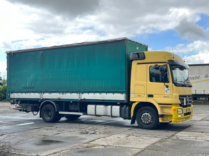 Mercedes-Benz Actros 1832 V6***3Pedal EPS***AIRCO-***Actros 1832*** - 厢式卡车:图4 Mercedes-Benz Actros 1832 V6***3Pedal EPS***AIRCO-***Actros 1832*** - 厢式卡车:图4