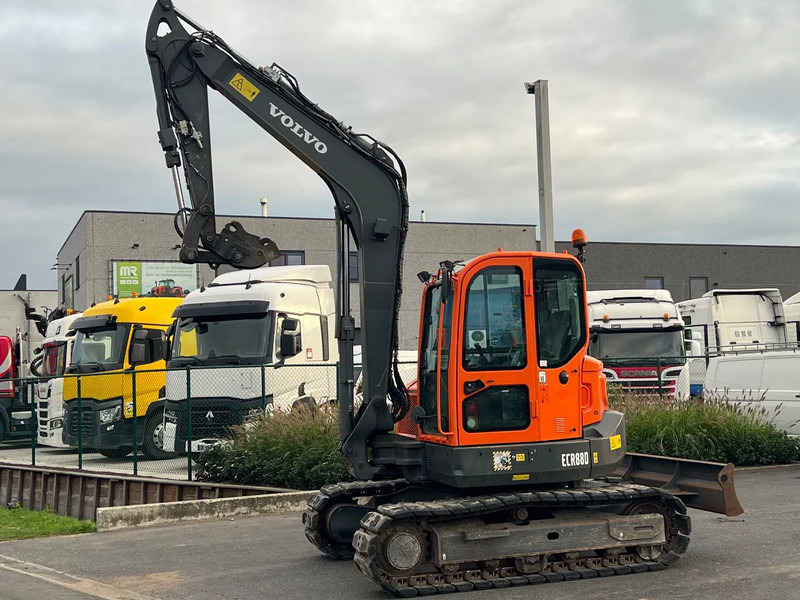 Volvo ECR88D**AIRCO**2018**QUIKCHANGER** - 全地形起重机:图2 Volvo ECR88D**AIRCO**2018**QUIKCHANGER** - 全地形起重机:图2
