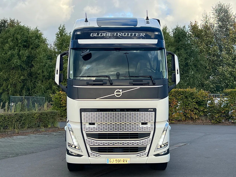 Volvo FH 500 XL CAB**FH 500 TURBO COMPOUND*Model 2023 - 牵引车:图2 Volvo FH 500 XL CAB**FH 500 TURBO COMPOUND*Model 2023 - 牵引车:图2