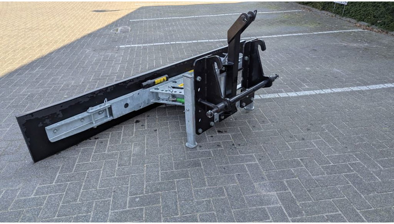 Zocon Rubberschuif 2.80 mtr Giant + 3-punts - 牲畜设备:图3 Zocon Rubberschuif 2.80 mtr Giant + 3-punts - 牲畜设备:图3
