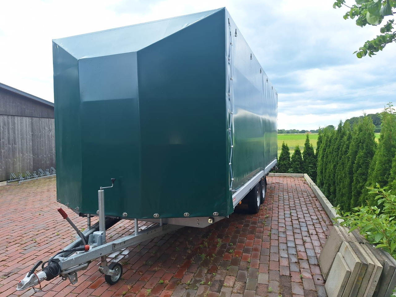 Böckmann Großraumanhänger Jagdanhänger Hasenwagen - 侧帘拖车:图5 Böckmann Großraumanhänger Jagdanhänger Hasenwagen - 侧帘拖车:图5