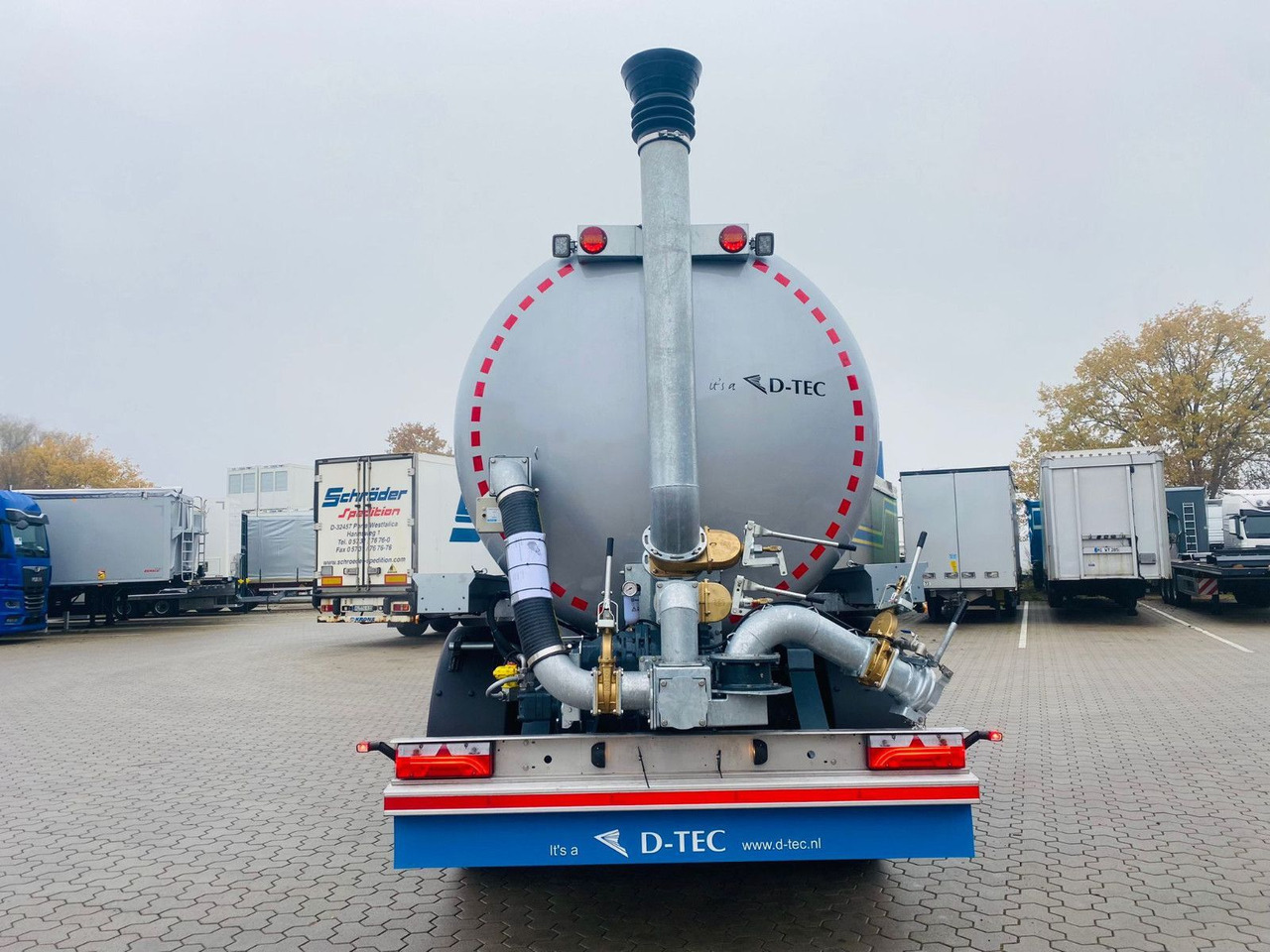 D-TEC Gülletanker SV 2011 "SV2006 BASIC" - 液罐半拖车:图4 D-TEC Gülletanker SV 2011 "SV2006 BASIC" - 液罐半拖车:图4
