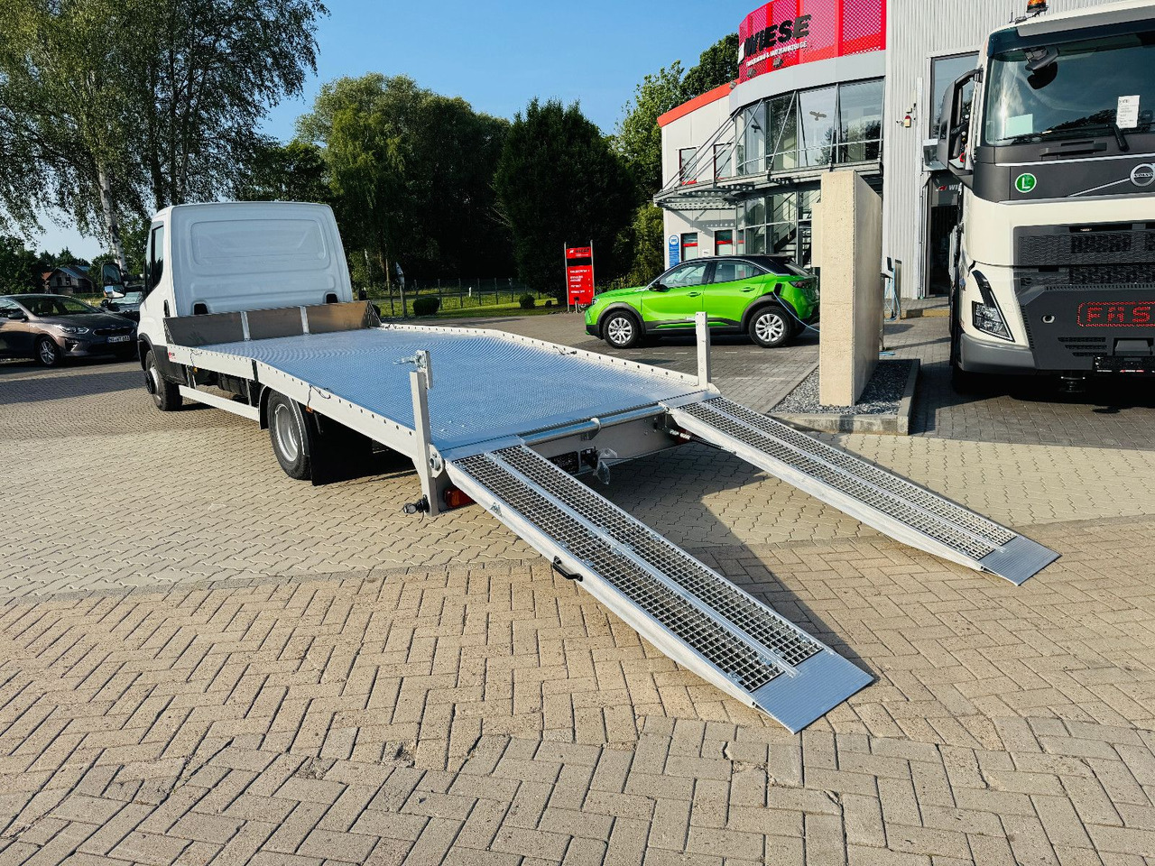 Iveco 70C18HA, Maschinen & Arbeitsbühnentrans. 2940kg! - 拖吊车:图2 Iveco 70C18HA, Maschinen & Arbeitsbühnentrans. 2940kg! - 拖吊车:图2