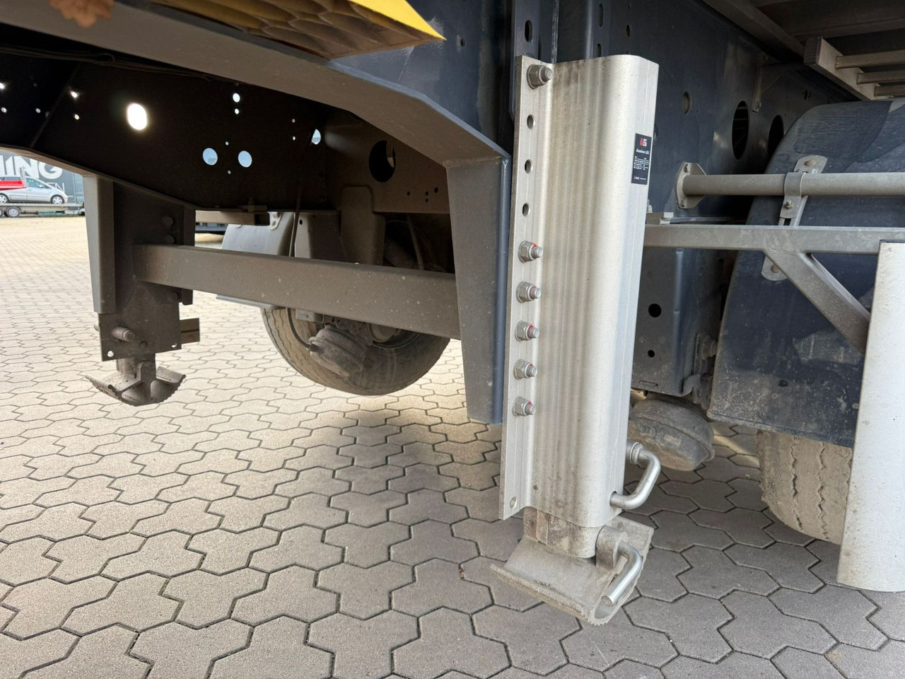 翻斗半拖车 Kässbohrer K.SKA Aluminium Kipper 30m³ Top Zustand：图10