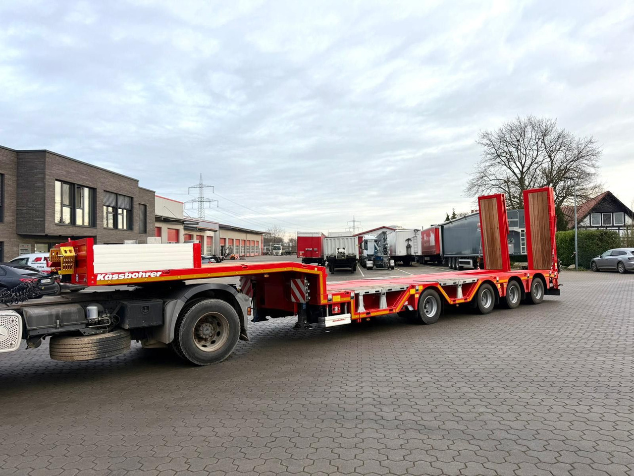 Kässbohrer K.SLA R 4 / 2N 18/40 Tieflader Radmulden tele - 低装载半拖车:图3 Kässbohrer K.SLA R 4 / 2N 18/40 Tieflader Radmulden tele - 低装载半拖车:图3