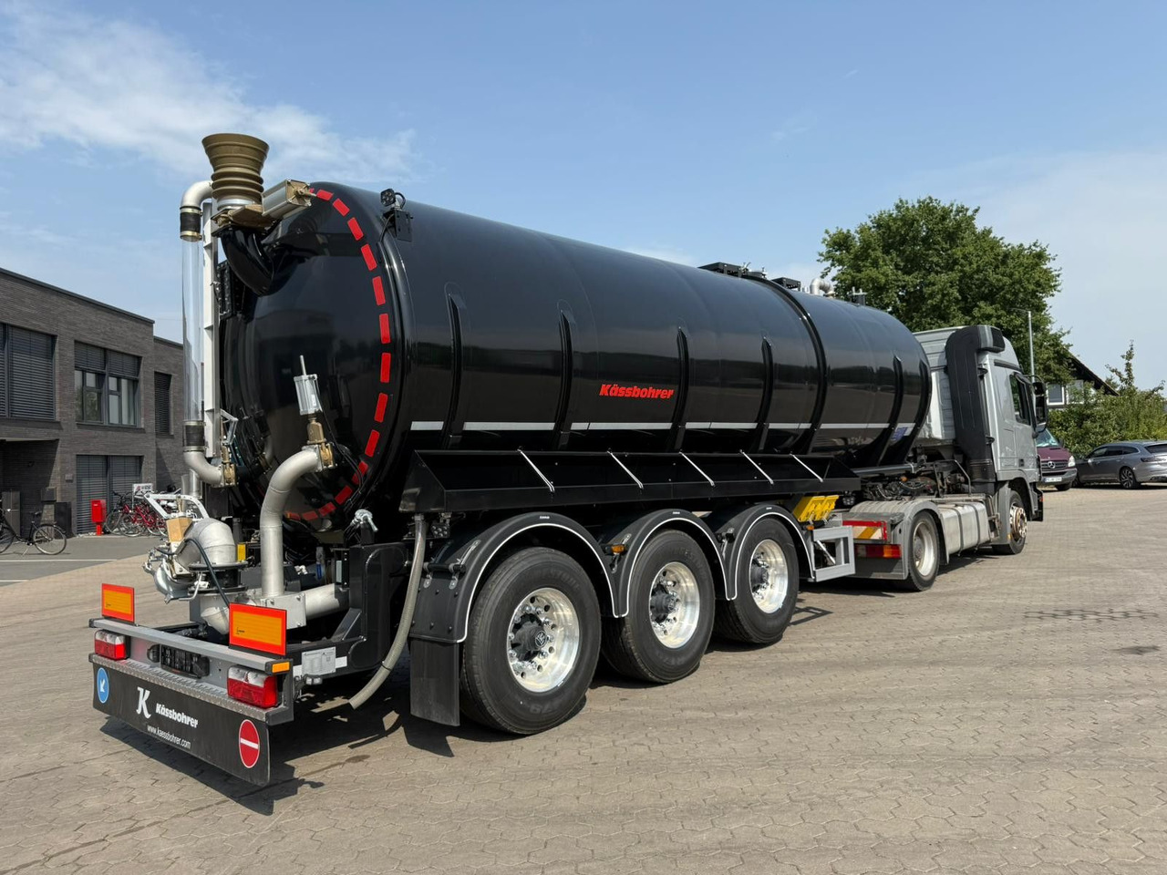 Kässbohrer K.STN L 30 Edelstahl Tanker Gülle Naturabfall - 液罐半拖车:图2 Kässbohrer K.STN L 30 Edelstahl Tanker Gülle Naturabfall - 液罐半拖车:图2