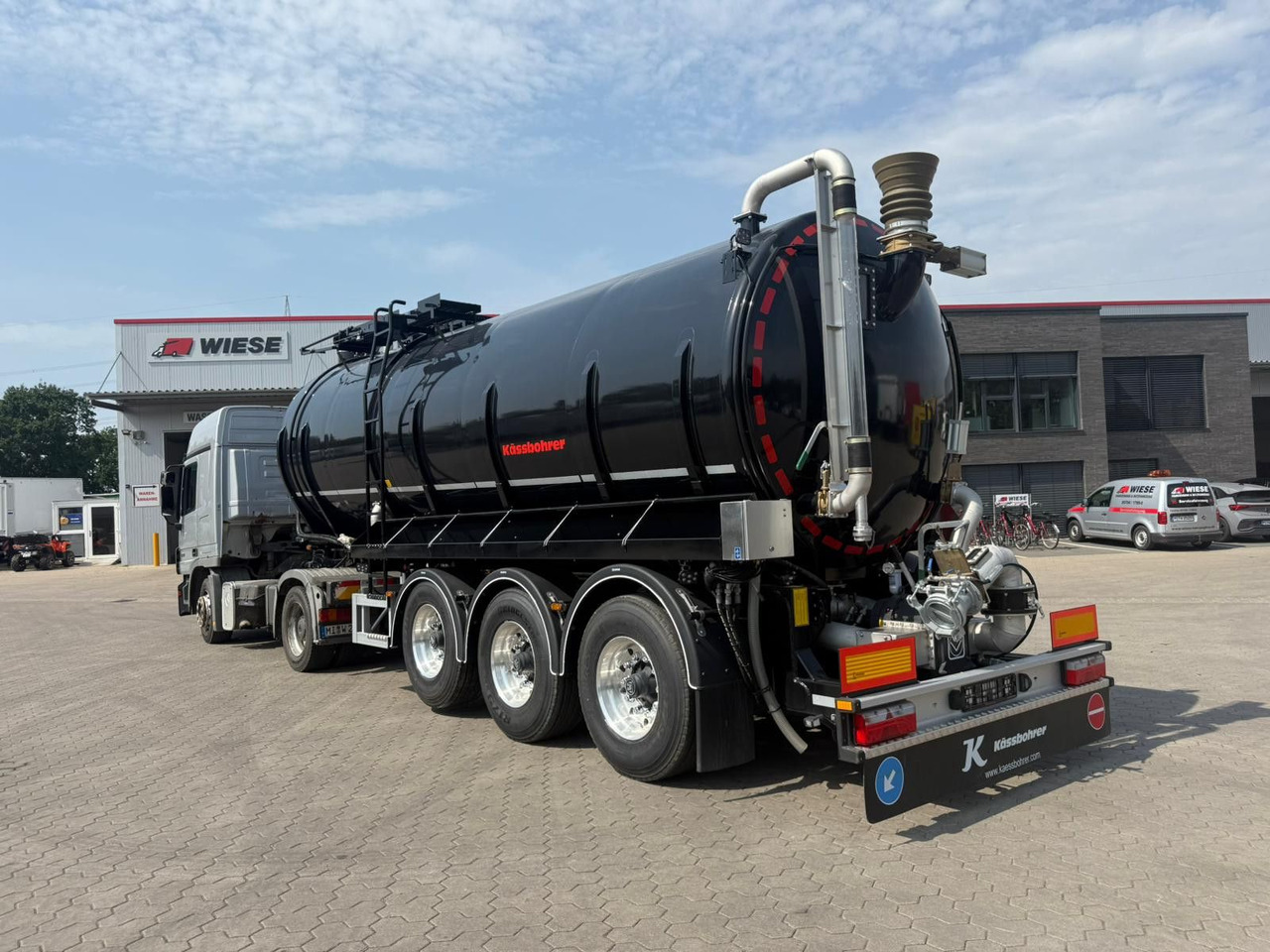 Kässbohrer K.STN L 30 Edelstahl Tanker Gülle Naturabfall - 液罐半拖车:图1 Kässbohrer K.STN L 30 Edelstahl Tanker Gülle Naturabfall - 液罐半拖车:图1
