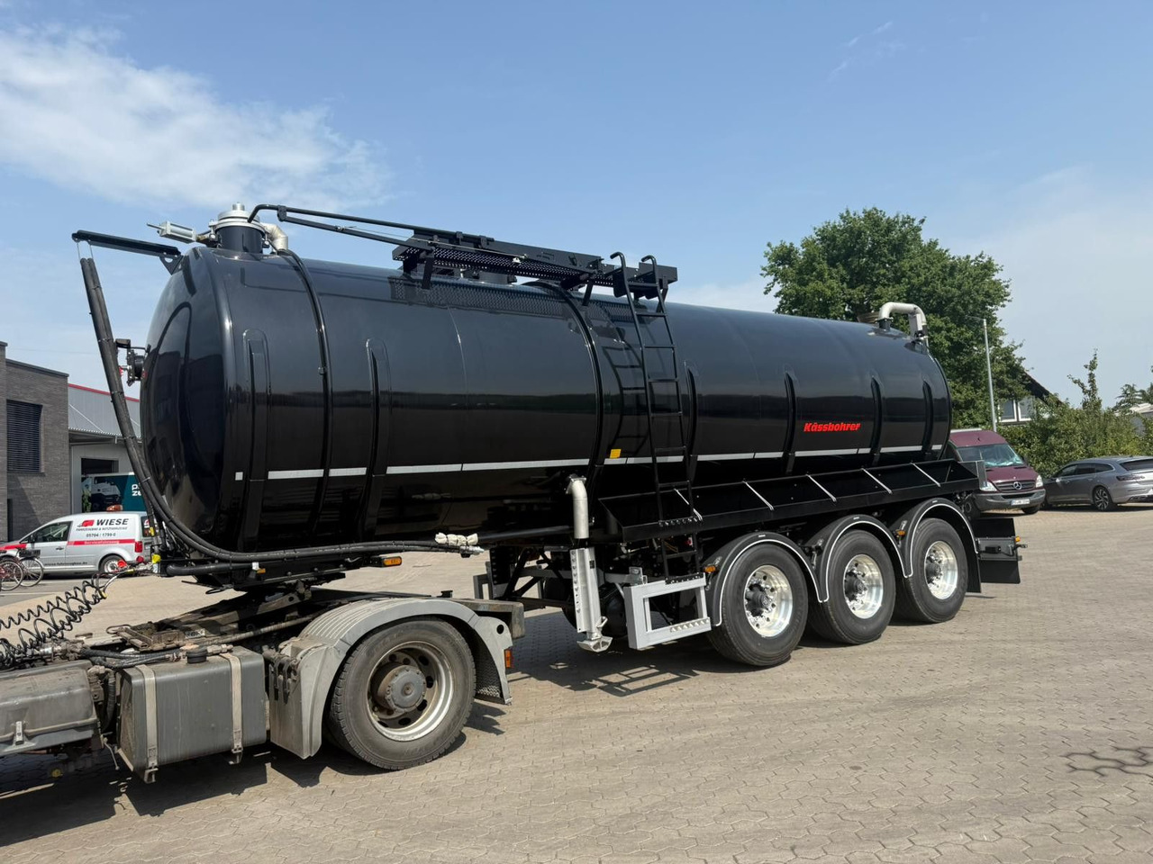 Kässbohrer K.STN L 30 Edelstahl Tanker Gülle Naturabfall - 液罐半拖车:图4 Kässbohrer K.STN L 30 Edelstahl Tanker Gülle Naturabfall - 液罐半拖车:图4